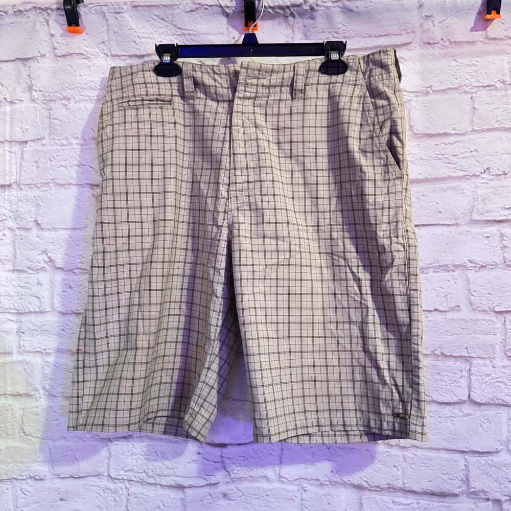 O’Neill Tan Plaid Long Board Short SZ 36 - missing button